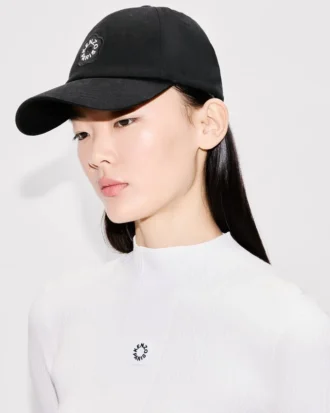 Boke Flower 2.0′ Embroidered Cap in Cotton Boke Flower 2.0′ Embroidered Cap in Cotton
