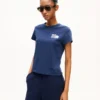 Kenzo Paris Emblem’ Embroidered Small Fit T-Shirt in Cotton Kenzo Paris Emblem’ Embroidered Small Fit T-Shirt in Cotton
