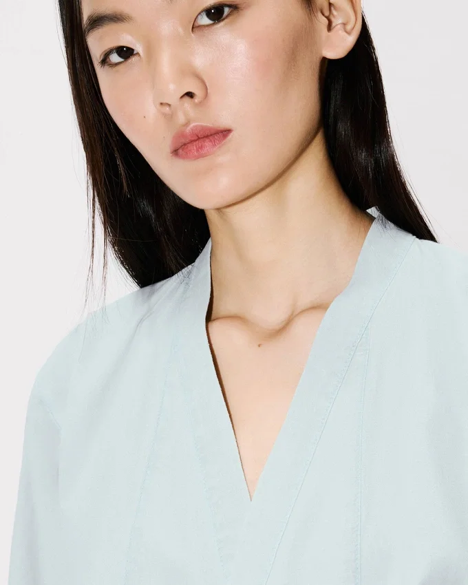 Loose Kimono Shirt in Stone Bleach Chambray Loose Kimono Shirt in Stone Bleach Chambray